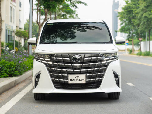 Toyota Alphard / 2025 / 2.000 km / 4.200 tỷ